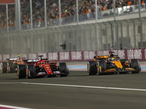 Charles Leclerc kämpfte fast das ganze Rennen über mit Oscar Piastri