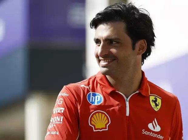 Carlos Sainz (Ferrari) beim Formel-1-Rennen in Abu Dhabi 2024 Titel-Bild zur News: Carlos Sainz (Ferrari) beim Formel-1-Rennen in Abu Dhabi 2024