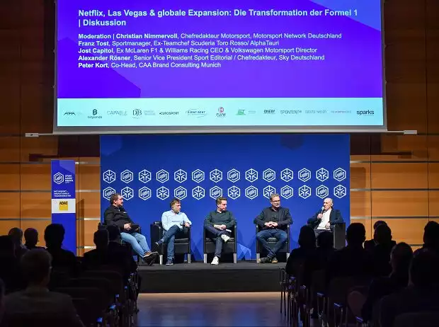 Christian Nimmervoll, Jost Capito, Peter Kort, Alexander Rösner und Franz Tost bei der SPORT MARKE MEDIEN 2024 in München Titel-Bild zur News: Christian Nimmervoll, Jost Capito, Peter Kort, Alexander Rösner und Franz Tost bei der SPORT MARKE MEDIEN 2024 in München