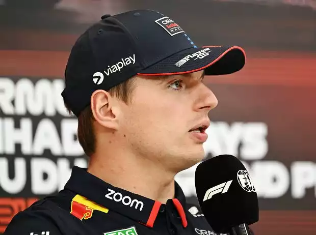 Max Verstappen bei der FIA-Pressekonferenz vor dem Abu-Dhabi-GP 2024 Titel-Bild zur News: Max Verstappen bei der FIA-Pressekonferenz vor dem Abu-Dhabi-GP 2024