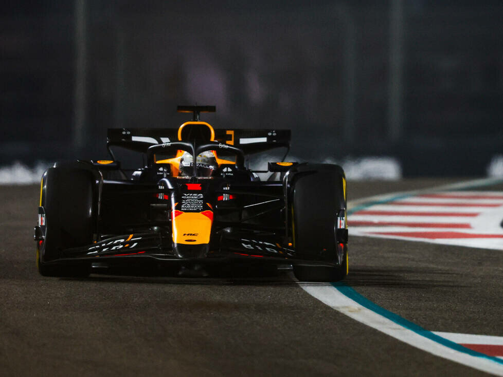 Max Verstappen (Red Bull RB20) beim Formel-1-Rennen in Abu Dhabi 2024