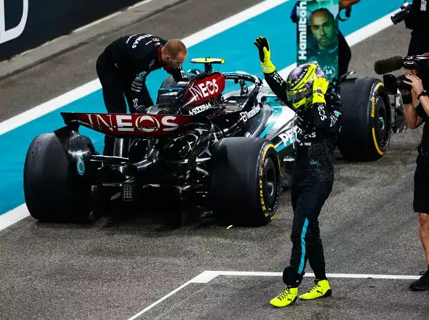Lewis Hamilton (Mercedes) beim Formel-1-Rennen in Abu Dhabi 2024 Titel-Bild zur News: Lewis Hamilton (Mercedes) beim Formel-1-Rennen in Abu Dhabi 2024