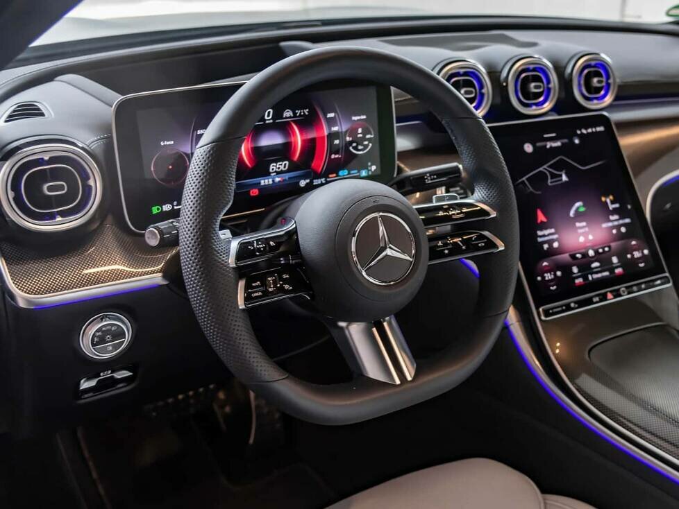 Cockpit der Mercedes C-Klasse