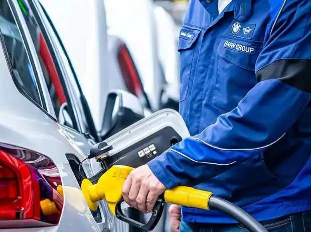BMW Group Diesel ab Werk mit HVO 100 Titel-Bild zur News: BMW Group Diesel ab Werk mit HVO 100