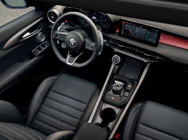 Das bisherige Cockpit des Alfa Romeo Tonale Das bisherige Cockpit des Alfa Romeo Tonale