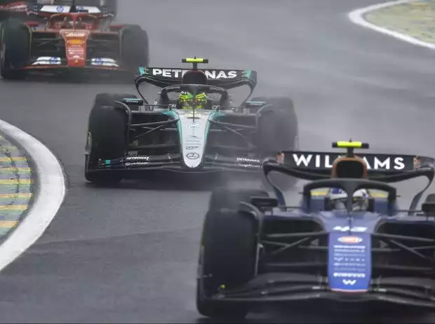 Nach dem Ferrari-Aus: Statt zu Mercedes geht es für Carlos Sainz zu Williams Titel-Bild zur News: Nach dem Ferrari-Aus: Statt zu Mercedes geht es für Carlos Sainz zu Williams