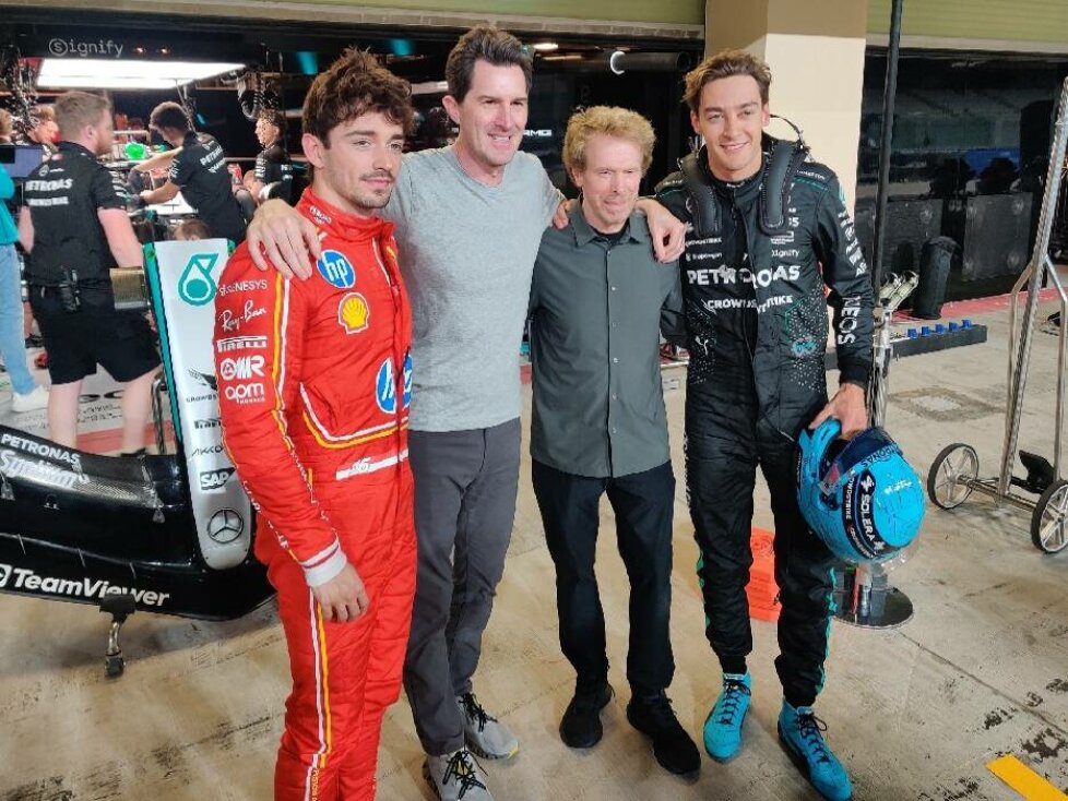 Jerry Bruckheimer mit Charles Leclerc und George Russell