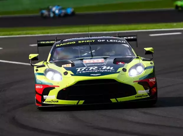 Titel-Bild zur News: Einen solchen Aston Martin Vantage AMR GT3 Evo von Racing Spirit of Leman wird Eduardo "Dudu" Barrichello 2025 in der WEC steuern