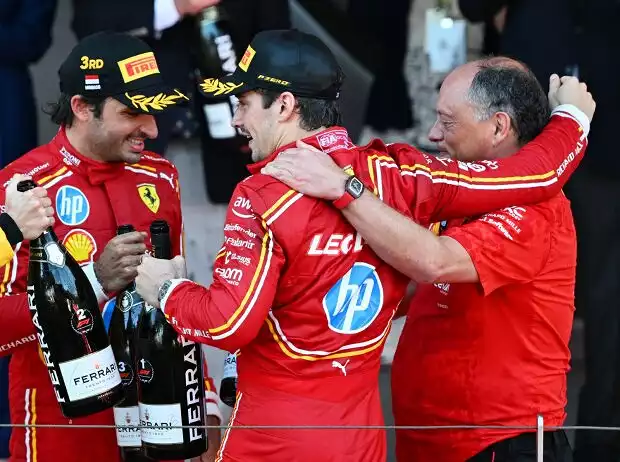 Oscar Piastri, Carlos Sainz, Charles Leclerc Titel-Bild zur News: Oscar Piastri, Carlos Sainz, Charles Leclerc