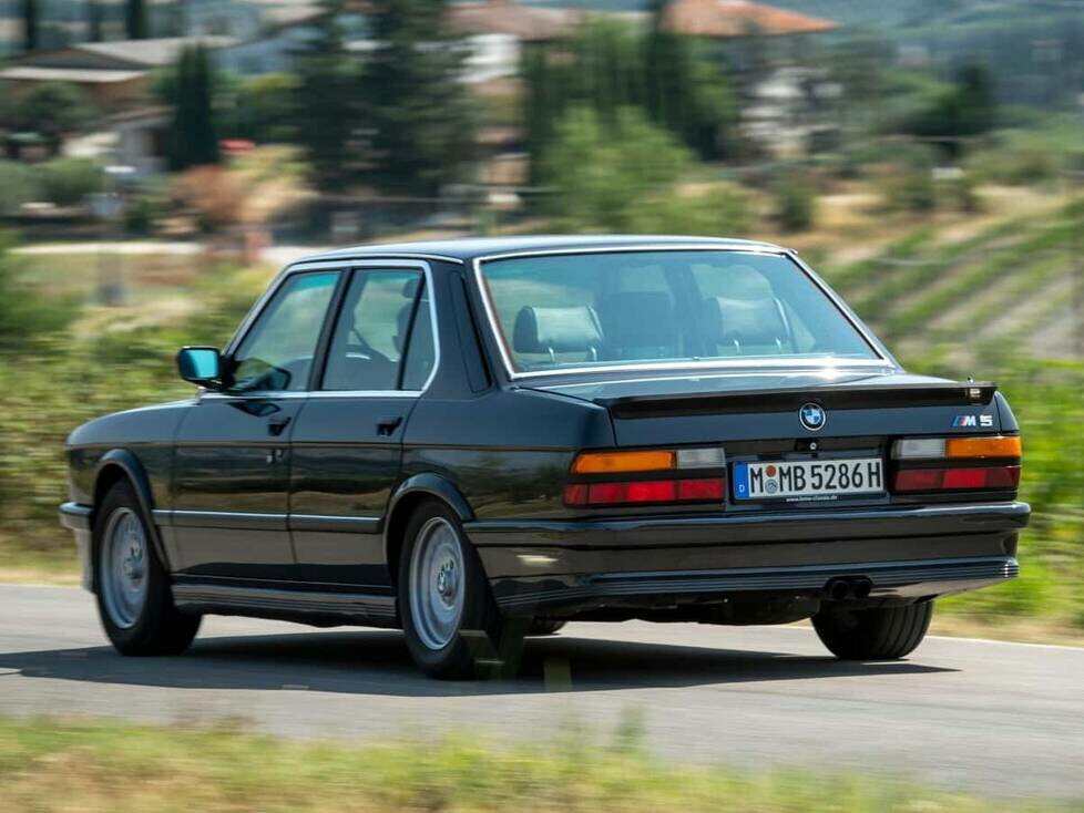 BMW M5 E28 (1986)