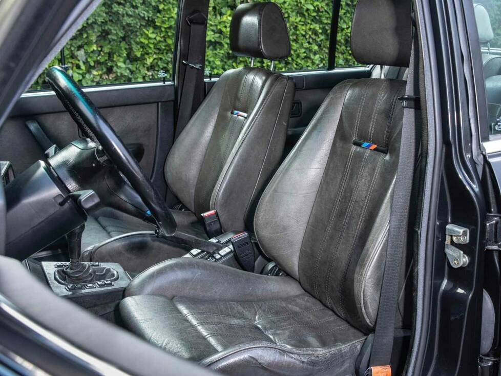 BMW M5 E28 (1986)