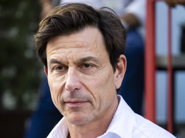 158,3 Millionen Dollar durften Toto Wolff und Mercedes 2024 ausgeben 158,3 Millionen Dollar durften Toto Wolff und Mercedes 2024 ausgeben