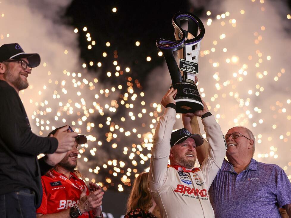 Dale Earnhardt Jr. und Justin Allgaier