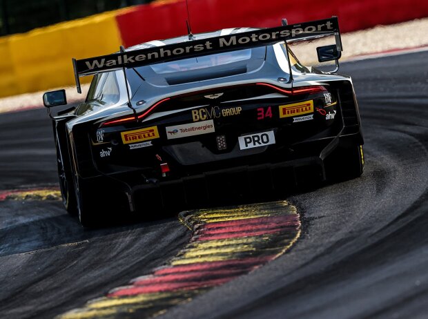 Das GTWC-Engagement könnte zu Lasten des ADAC GT Masters auf den Sprint-Cup ausgedehnt werden Das GTWC-Engagement könnte zu Lasten des ADAC GT Masters auf den Sprint-Cup ausgedehnt werden