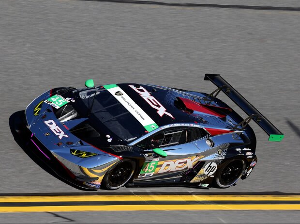 Der Lamborghini Huracan GT3 Evo2 mutiert in Daytona fast zum LKW Der Lamborghini Huracan GT3 Evo2 mutiert in Daytona fast zum LKW