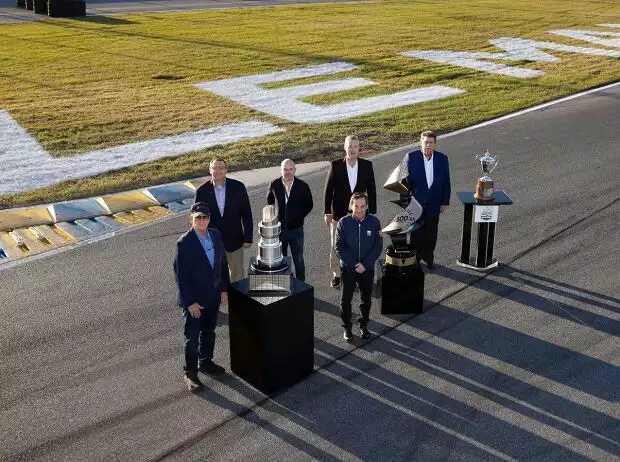 Einweihung der Le-Mans-Schikane auf dem Daytona International Speedway 2022 Titel-Bild zur News: Einweihung der Le-Mans-Schikane auf dem Daytona International Speedway 2022
