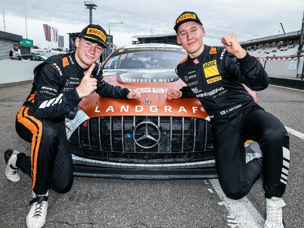 Elias Seppänen; Tom Kalender