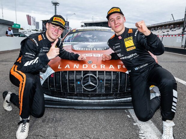 Elias Seppänen; Tom Kalender Elias Seppänen; Tom Kalender