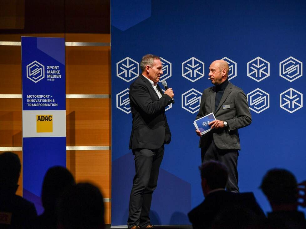 Thomas Voss (ADAC) mit Florian Kurz (SPORT MARKE MEDIEN)