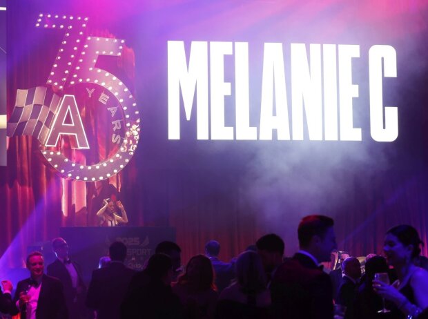 Melanie C legt bei den Autosport Awards 2025 als DJ auf. Melanie C legt bei den Autosport Awards 2025 als DJ auf.