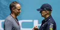 Oliver Mintzlaff und Adrian Newey im Formel-1-Fahrerlager