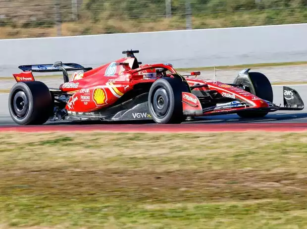 Charles Leclerc (Ferrari-SF24) bei Formel-1-Testfahrten in Barcelona 2025 Titel-Bild zur News: Charles Leclerc (Ferrari-SF24) bei Formel-1-Testfahrten in Barcelona 2025