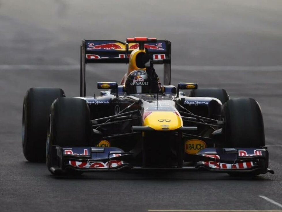 Sebastian Vettel im Red Bull RB7 der Formel-1-Saison 2011