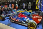Formel-1-Autos bei Retromobile 2025