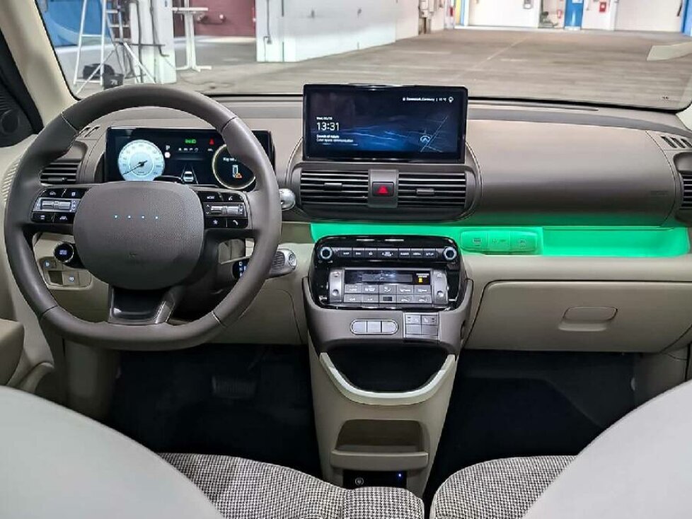 Hyundai Inster: Das Cockpit wirkt etwas unruhig