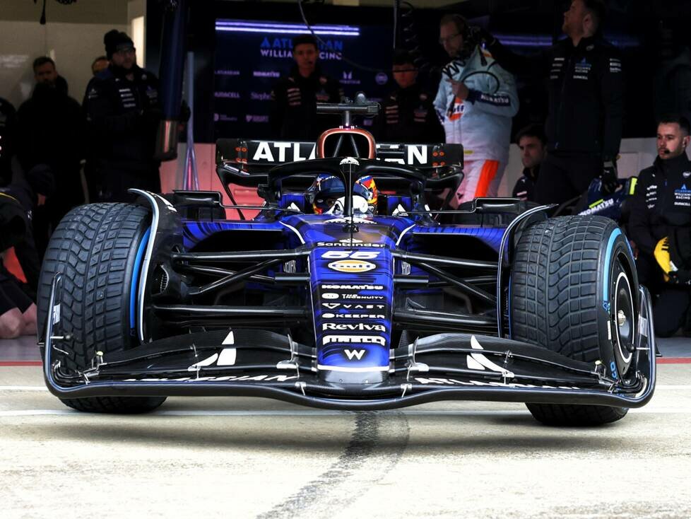 Carlos Sainz startet zur Jungfernfahrt mit dem Williams FW47 für die Formel 1 2025