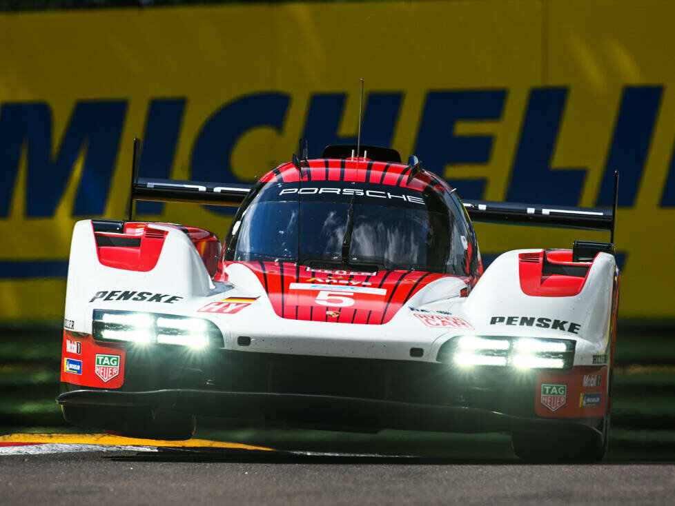 In Imola werden die beiden Penske-Porsche von drei Fahrern pilotiert