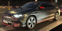 Neuer Mercedes CLA, Erlkönigfotos im Verkehr von Rom