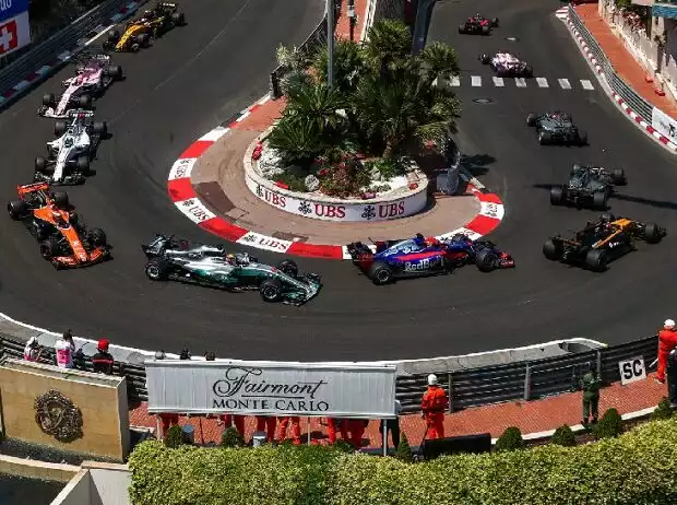 Prozession im Fürstentum: In Monaco wird in der Formel 1 schon immer wenig überholt Titel-Bild zur News: Prozession im Fürstentum: In Monaco wird in der Formel 1 schon immer wenig überholt