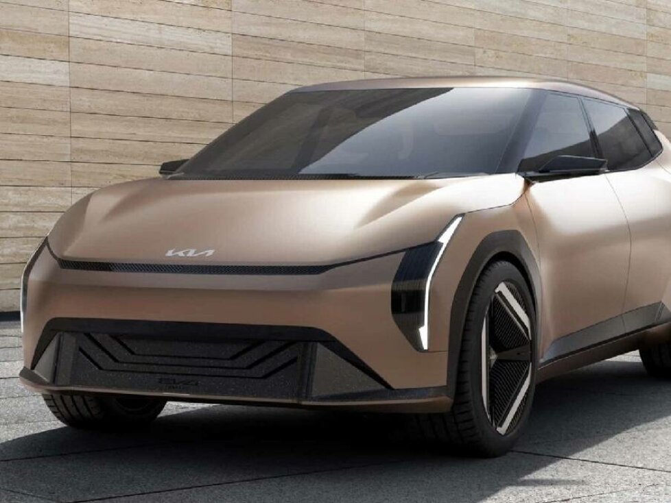 Kia Concept EV4 (2023)
