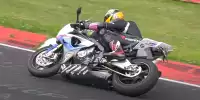 Motorradfahrer auf der Nürburgring-Nordschleife (Symbolbild)