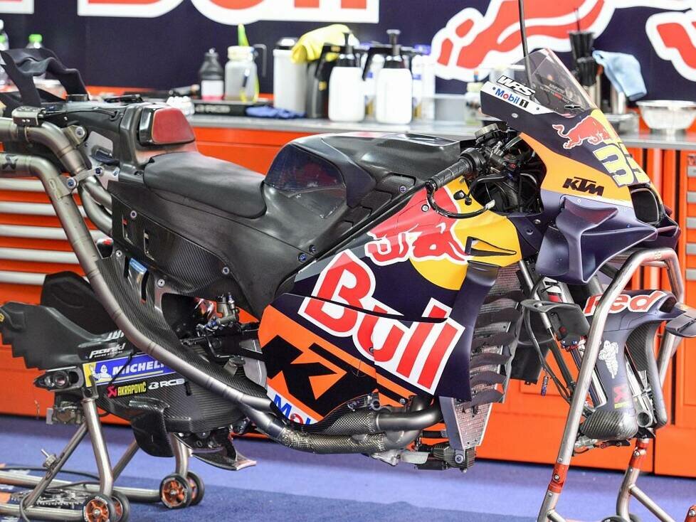 KTM Box
