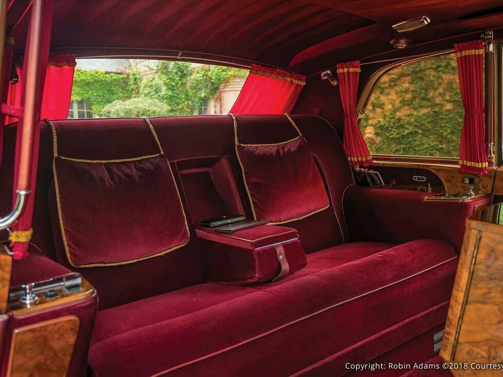 1990 Rolls-Royce Phantom VI Limousine by Mulliner Park Ward