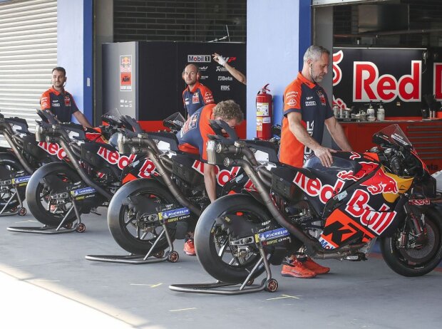 KTM Box KTM Box