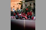 Charles Leclerc bei einem Ferrari-Event in Mailand