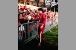 Charles Leclerc bei einem Ferrari-Event in Mailand
