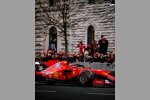 Charles Leclerc bei einem Ferrari-Event in Mailand
