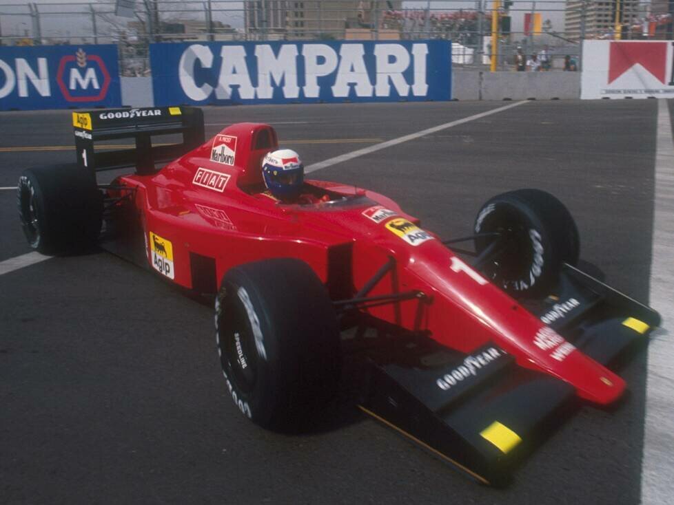 Alain Prost im Ferrari 641 beim Formel-1-Auftakt 1990 in Phoenix