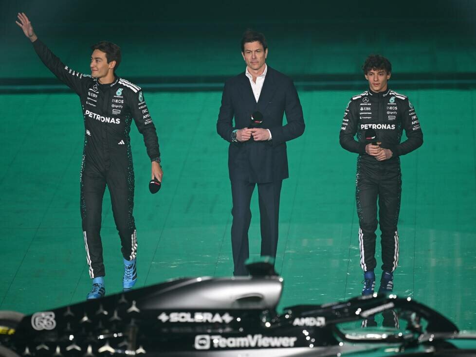 George Russell, Toto Wolff, Kimi Antonelli