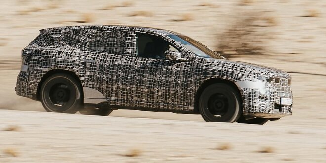 BMW iX3