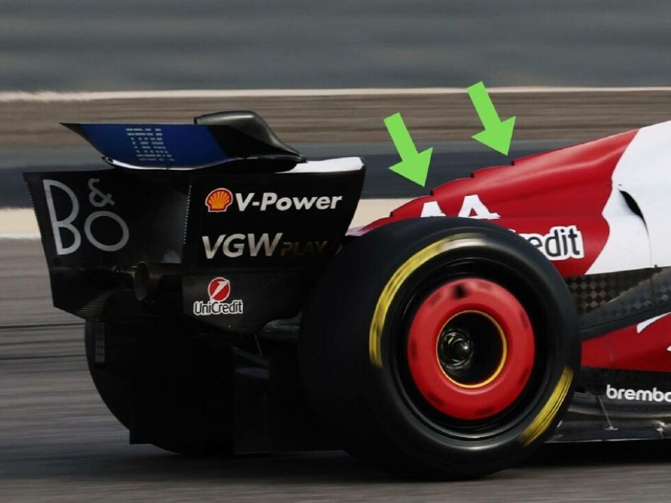 Kühlschlitze in der Motorhaube des Ferrari SF-25 bei den Formel-1-Wintertests 2025 in Bahrain