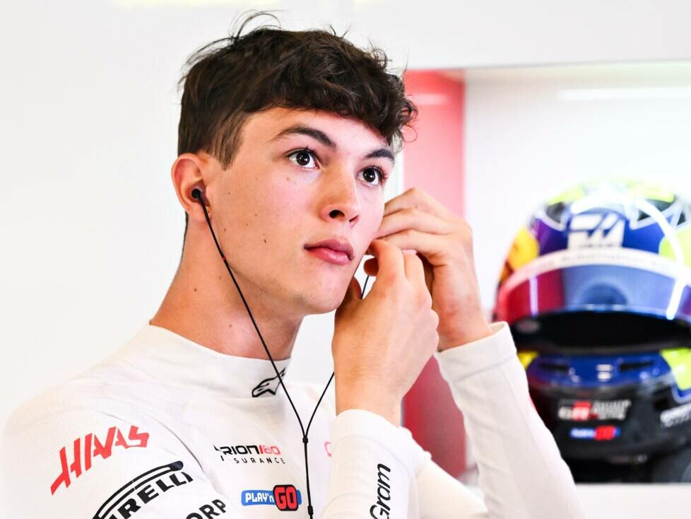 Oliver Bearman in der Haas-Box beim Australien-Grand-Prix 2025