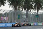 Lando Norris (McLaren) und Max Verstappen (Red Bull) 