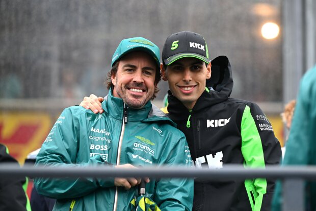 Fernando Alonso Gabriel Bortoleto Aston Martin Aston Martin F1Sauber Sauber F1 ~Fernando Alonso (Aston Martin) und Gabriel Bortoleto (Sauber) ~ Fernando Alonso Gabriel Bortoleto Aston Martin Aston Martin F1Sauber Sauber F1 ~Fernando Alonso (Aston Martin) und Gabriel Bortoleto (Sauber) ~