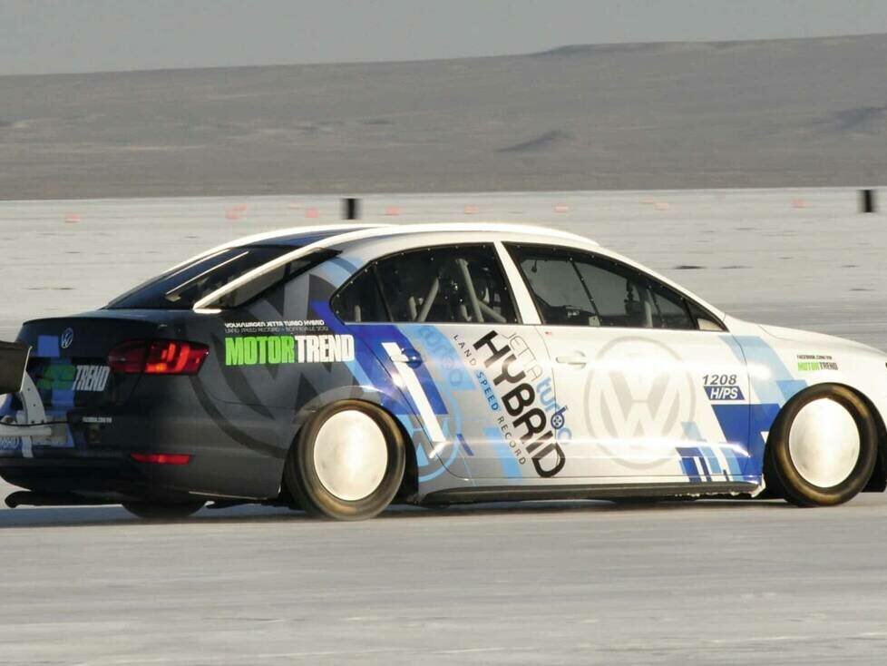 VW Jetta Hybrid Rekordfahrzeug
