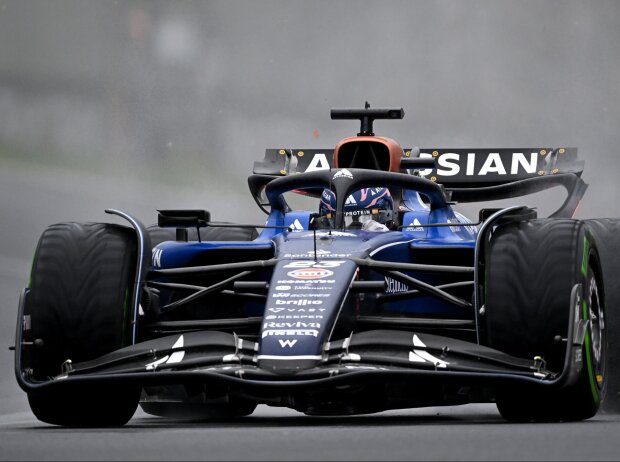 Alexander Albon auf Intermediate-Reifen beim Australien-Grand-Prix 2025 in Melbourne Alexander Albon auf Intermediate-Reifen beim Australien-Grand-Prix 2025 in Melbourne